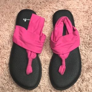 Sanuk Yoga Slings